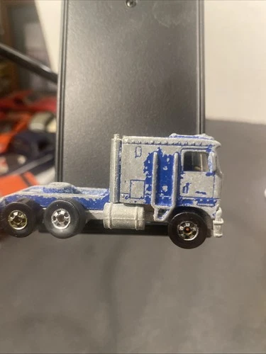Vintage Hot Wheels 1980 Truck Steering Big Rig  Kenworth Blue Semi Only  A16