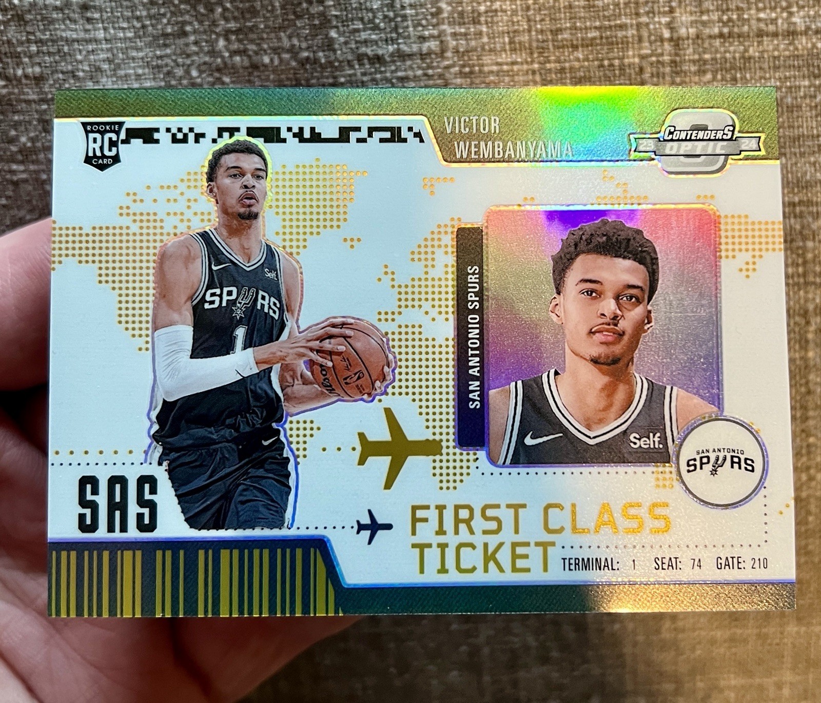 Victor Wembanyama Rookie Gold /10 - First Class Ticket 2023 Contenders Optic RC