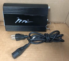 Middle Atlantic RLNK-215 2-Outlet Controlled Power MFG Code: 04172119 (TESTED)