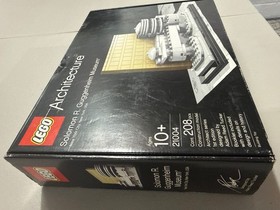 LEGO ARCHITECTURE: Solomon Guggenheim Museum (21004)