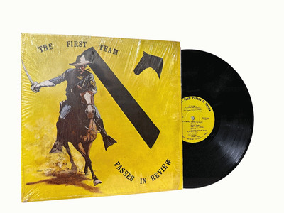  The First Team - Passes In Review - 1st Cavalry - Ft. Hood - 1974 Vinyl LP RA..