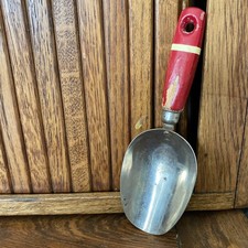 Vintage 14 Cup Measuring Scoop Made By Ekco Aj Stainless Steel Red Handle