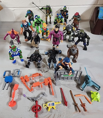 18 Teenage Mutant Ninja Turtle Figures TMNT: Splinter Shredder Kangaroo Ninja