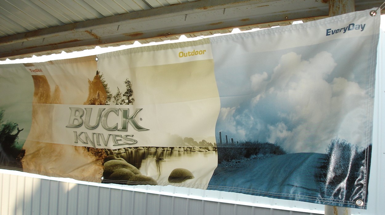 1 BUCK KNIFE KNIVES 4 SEASONS VINYL BANNER 81" X 21" RIGHT OUTTA FACTORY STORAGE
