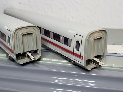 Märklin H0 3770 Digital ICE-Triebzugset (4-tlg.) der DB mit OVP und Zubehör - Bild 15 von 21