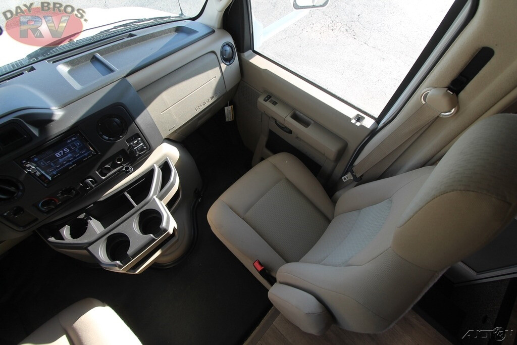 20 Thor Motor Coach Freedom Elite 22FE Class C RV Gas ...