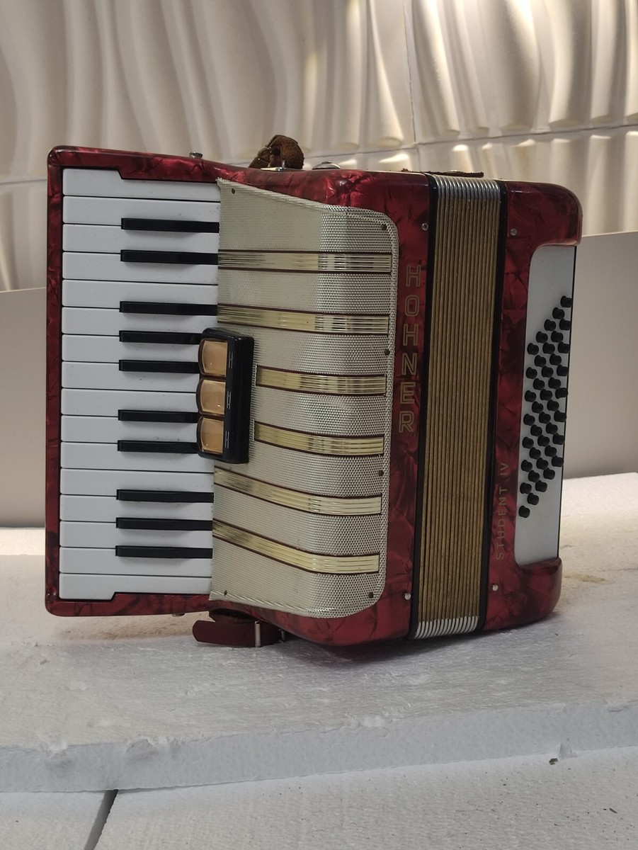 【超美品】Hohner Student 96 アコーディオン Hohner Student 96 Piano Accordion 96-Bass Vintage Condition