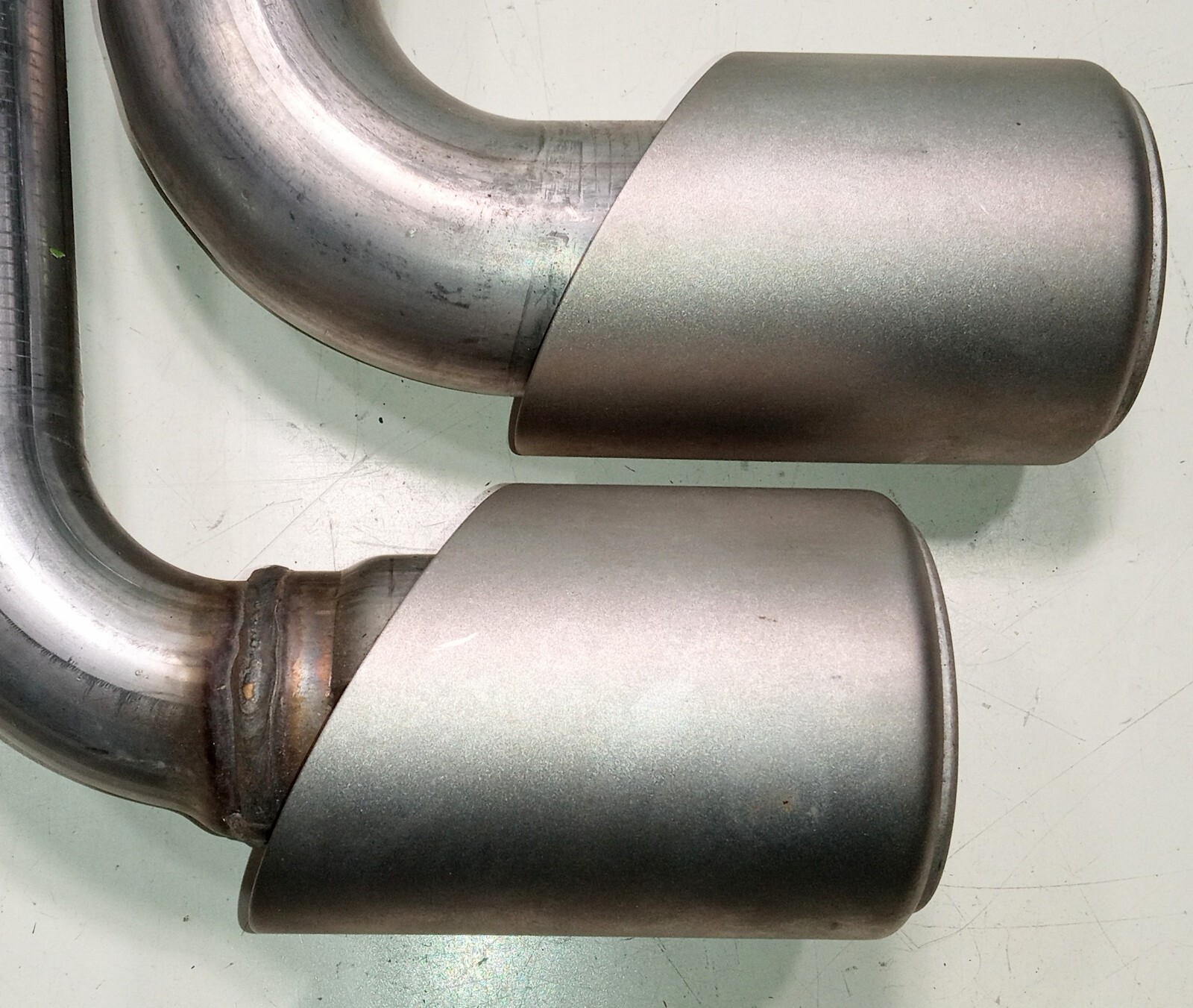 Ferrari 430 Rear Left Right Exhaust Tail Pipes_216041_NEW_GENUINE
