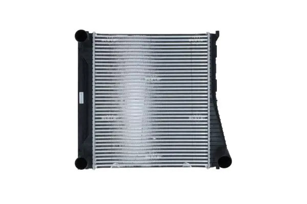 Ladeluftkühler 593 mm - 495 mm NRF für u.a. LAND ROVER DISCOVERY - Bild 2