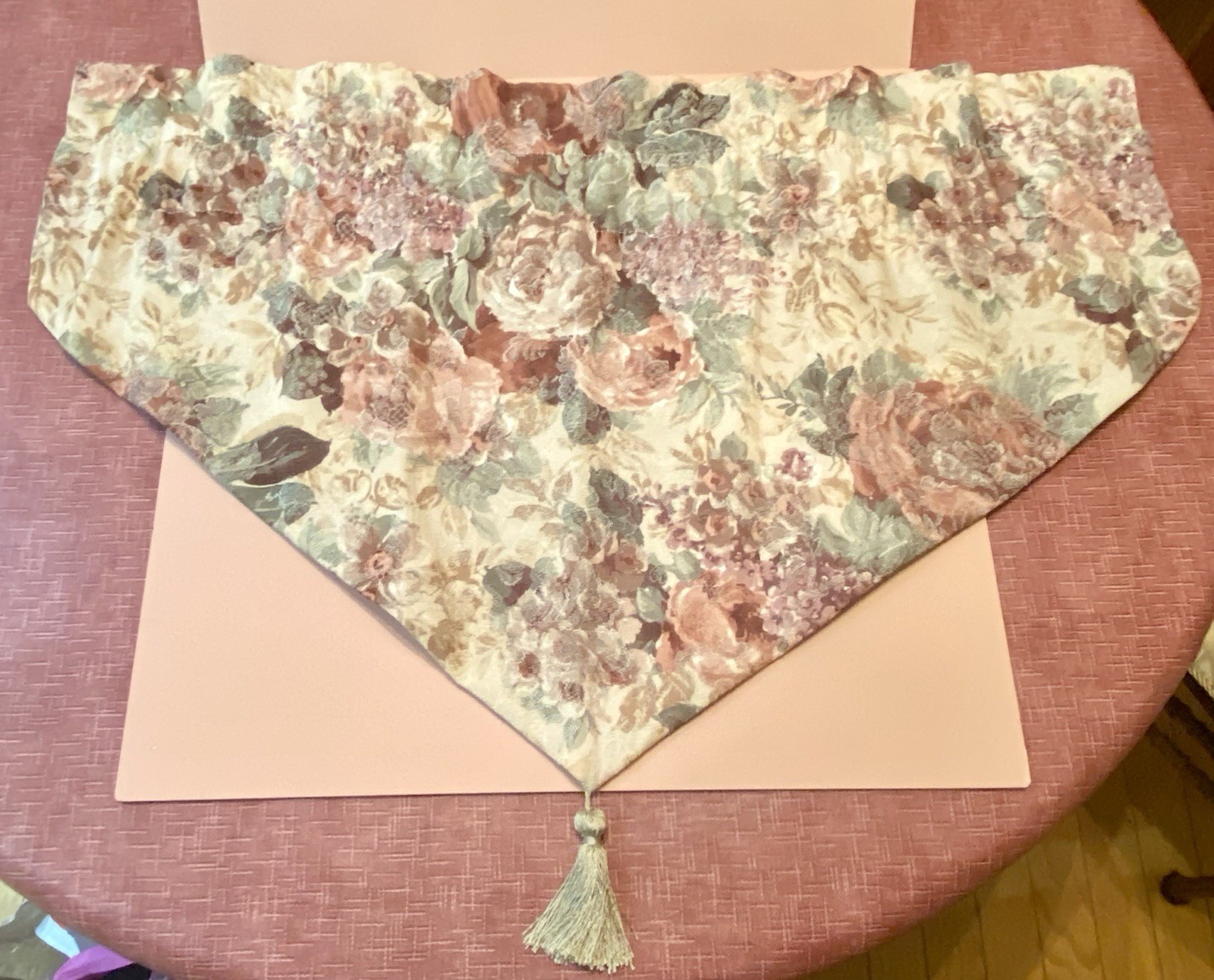 🩷 CROSCILL HOME COTSWOLD PINK ROSES FLORAL ASCOT VALANCE WINDOW TASSEL CURTAIN