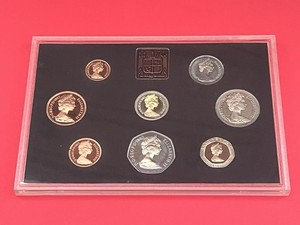 1983 United Kingdom ROYAL MINT, 8-Coin Proof Set