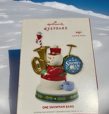 NIB-One Man Snowband HallmarkKeepsake Magic Sound and Motion 2013 Ornament NEW