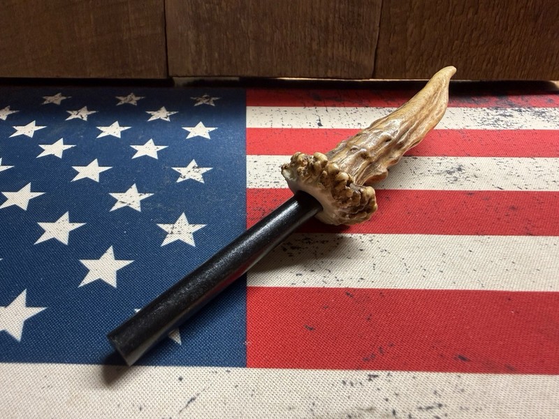 Whitetail Deer Antler Ferro Rod Fire Starter, Bushcraft, Flint Survivalist Tool