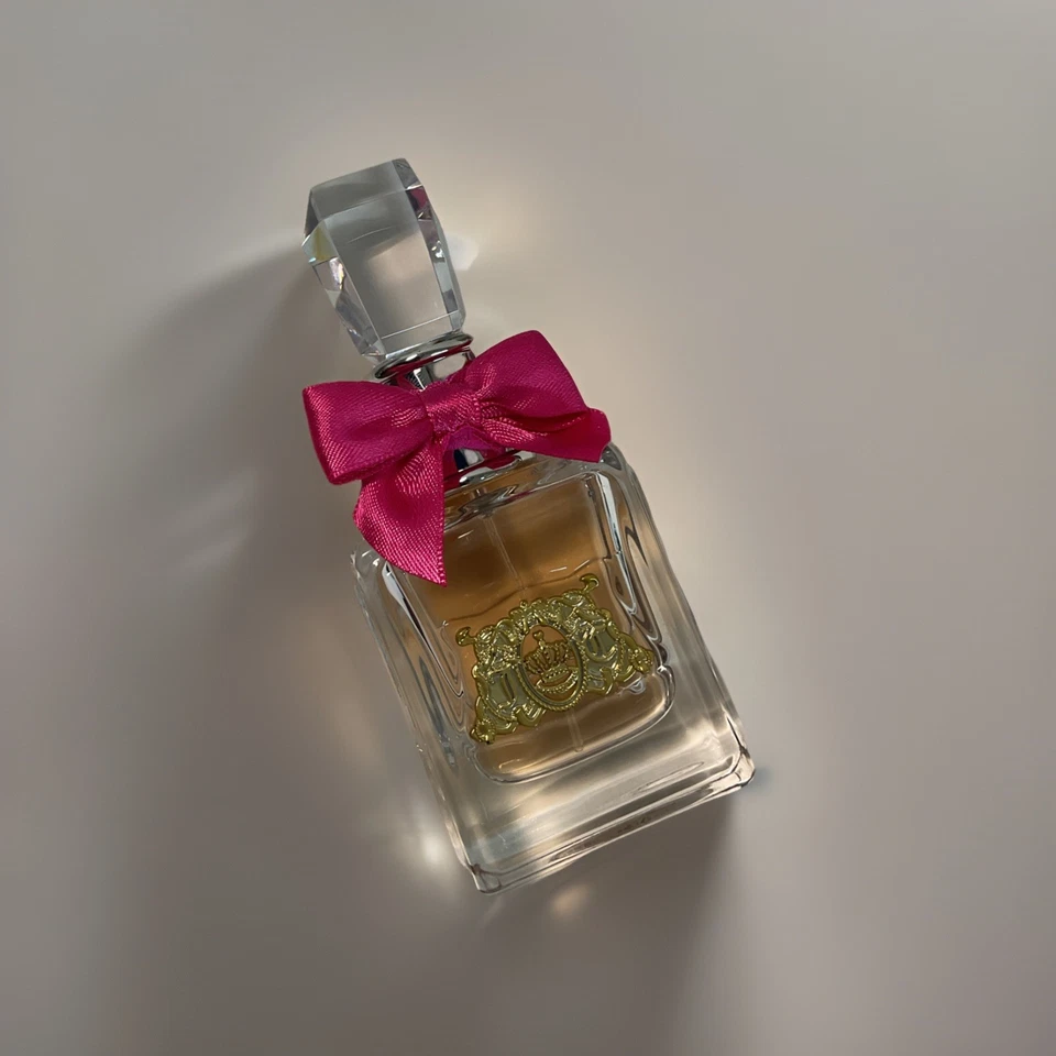 Viva La Juicy by Juicy Couture Eau De Parfum Spray 1 oz Women - Image 2 of 4