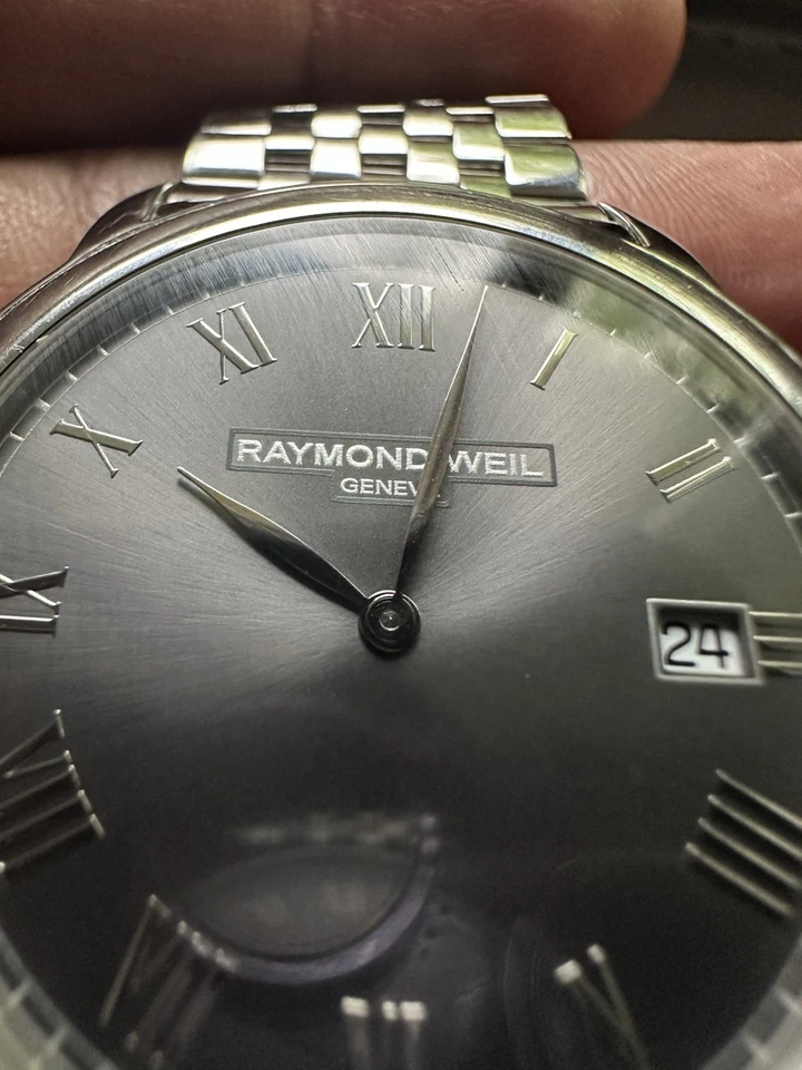 RELOJ RAYMOND WIL TRADICIONAL Hombre Acero Inoxidable Suizo, Con Caja Y Papel 39mm Foto 3 de 4