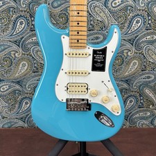 Fender Player II Stratocaster HSS Electric Guitar Aquatone Blue Return