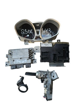 Ford Fiesta 6 VI Typ JA8 1,4L 71KW 96PS Motorsteuergerät Set 8V2112A650TG