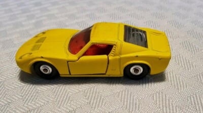 Matchbox Lamborghini Miura, Series #33 made in England By Lesney