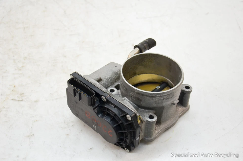 Toyota Highlander 2013 carrocería del acelerador Foto 4 de 4