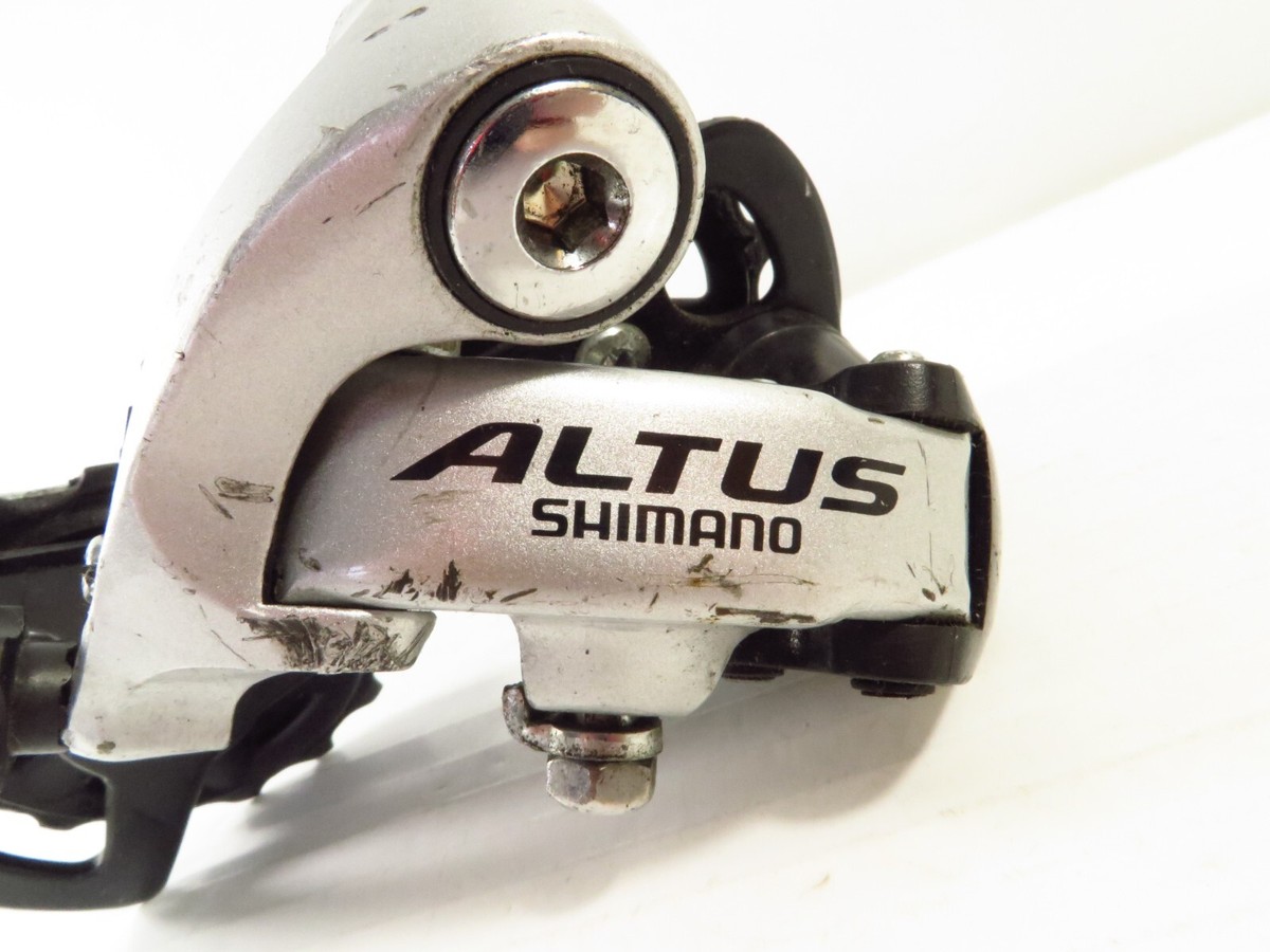 Dérailleur AR SHIMANO Altus Vintage - 93330 - Troc Vélo