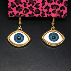 Authentic Hot White Lucky Resin Gold Plated Blue Eyes Women Stand Jewelry Earring