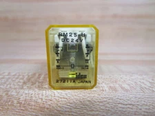 IDEC RM2S-U-DC24V Relay RM2S-U 24VDC