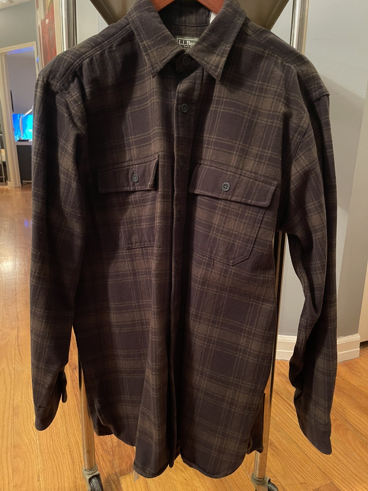 90’s LL Bean Men's Guide Shirt Polyester Flannel Plaid Green
