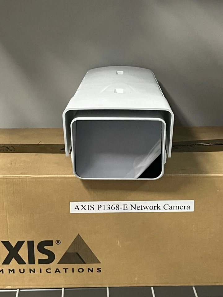 Axis P1368-E BAREBONE 01109-031 8 Megapixel 4K Outdoor Camera | NEW OPEN BOX - Image 2 of 4