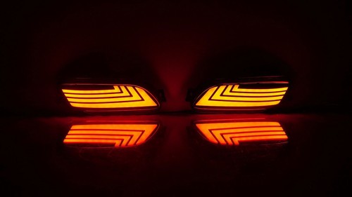 Smoked LED Rear Bumper Lamp Turn Brake For Lexus RX Harrier 03-08/Venza 13-15 - Picture 2 of 4