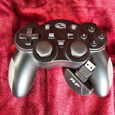 Game-Elements Wireless PC Game Controller GGE910 (no box)