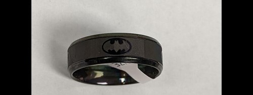 Size 11 3/4 Ring Black Stainless Steel Engraved Batman - Picture 2 of 3