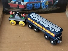 BRIO Wooden Train Polar Express Passenger Coach & Bobbing Head Elf Car! Thomas