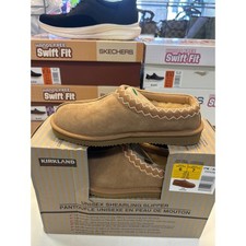 Kirkland Shearling Slipper Unisex Womens 7 Mens 6 Tan Suede Wool Lining 0807