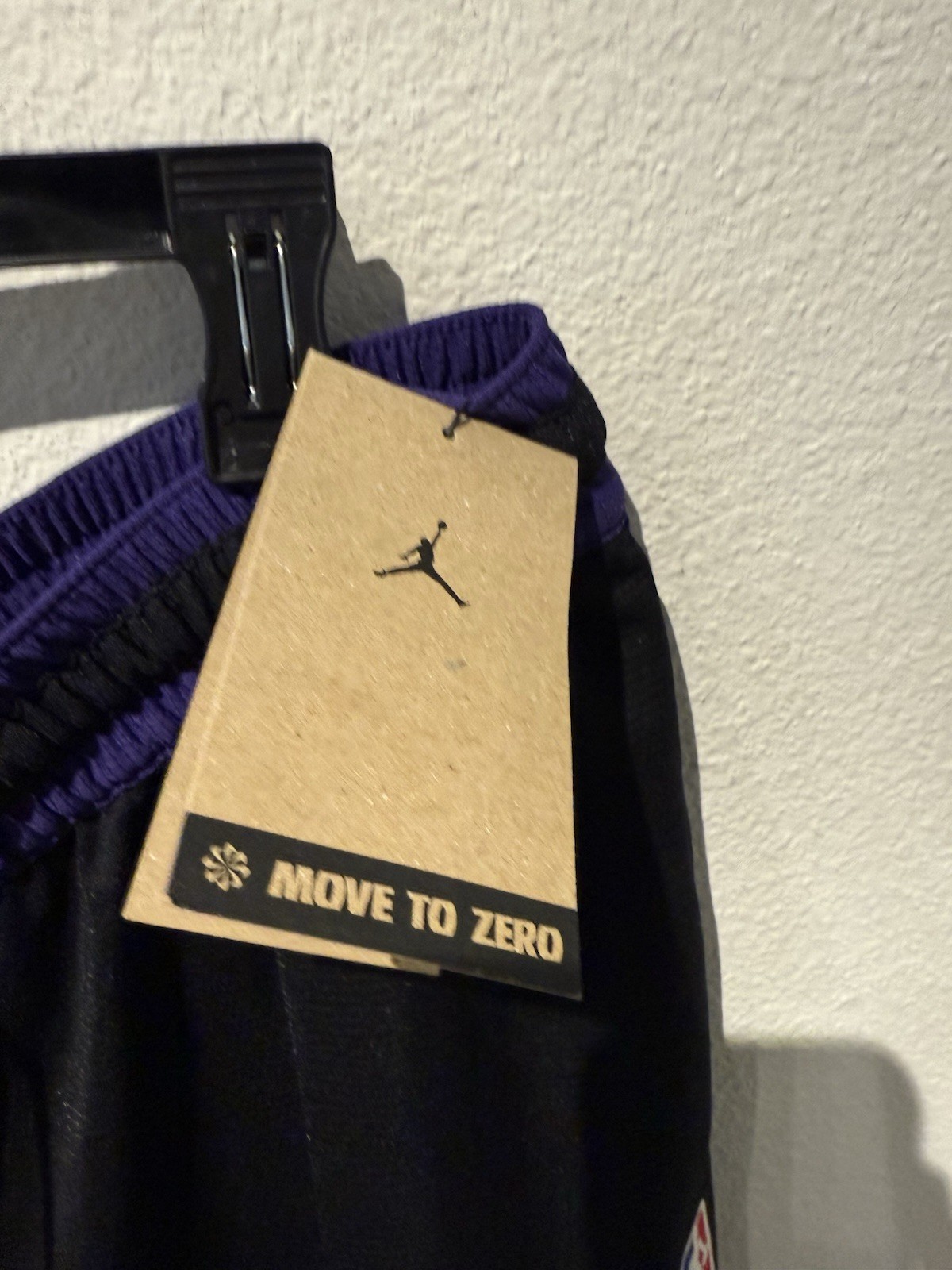 NWT Mens XXL Jordan Nike NBA Charlotte Hornets Player Practice Shorts FA21 thumbnail 5