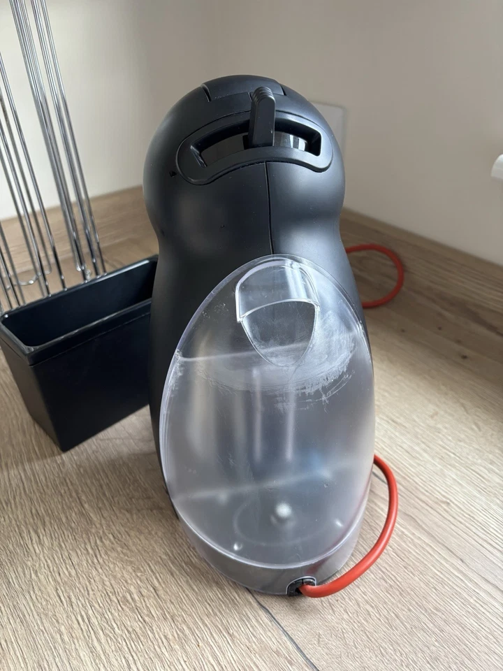 Krups KP1000 Dolce Gusto Capsule Coffee Machine 15 bar 0.6L Black Espresso, photo 2 of 4