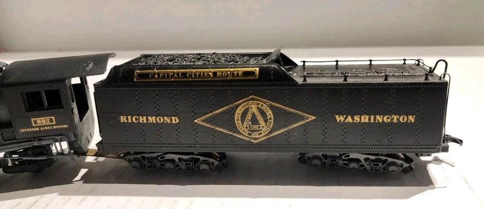 Bowser HO Scale M1 4-8-2 Steam Locomotive Richmond Washington #602 - Image 3 of 4