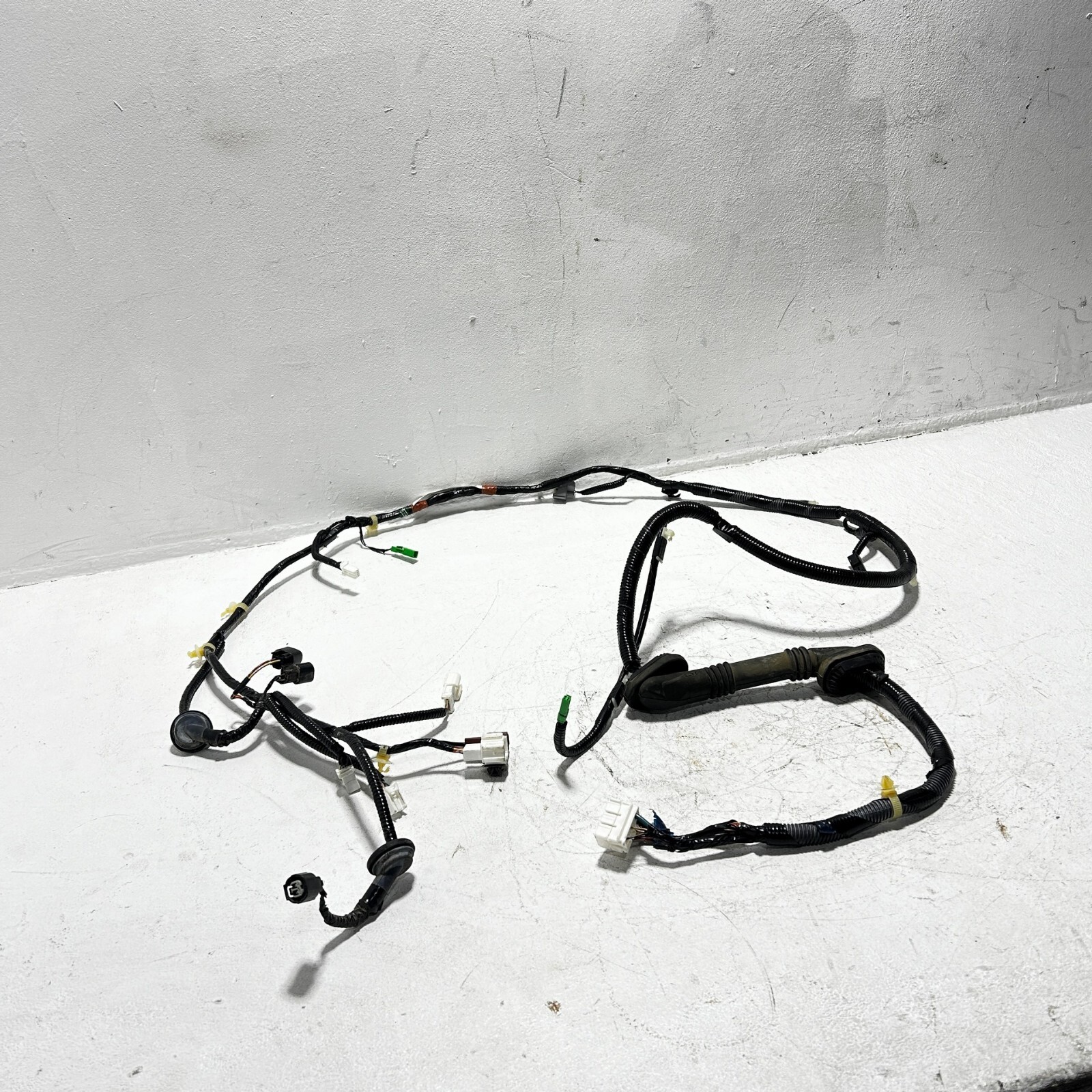 OEM REAR RIGHT SIDE TAILGATE LIFTGATE WIRE WIRING HARNESS HONDA PILOT 2016-2018