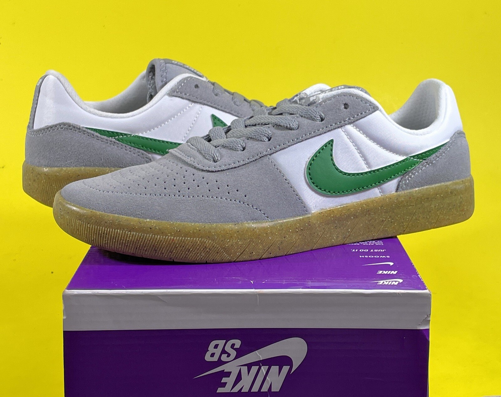 مكرر شريان الفرامل nike sb team classic 