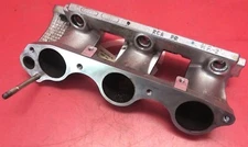  2005-2008 ACURA RL KB1 OEM FRONT LOWER INTAKE MANIFOLD GUIDE FUEL INJECTOR BASE