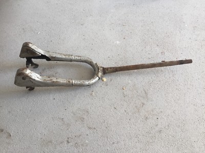 Parafango Anteriore Lambretta J50  : Spese Di Spedizione (10 Euro) A Carico Dell�aCquirente, Non Accetto Contrassegno.