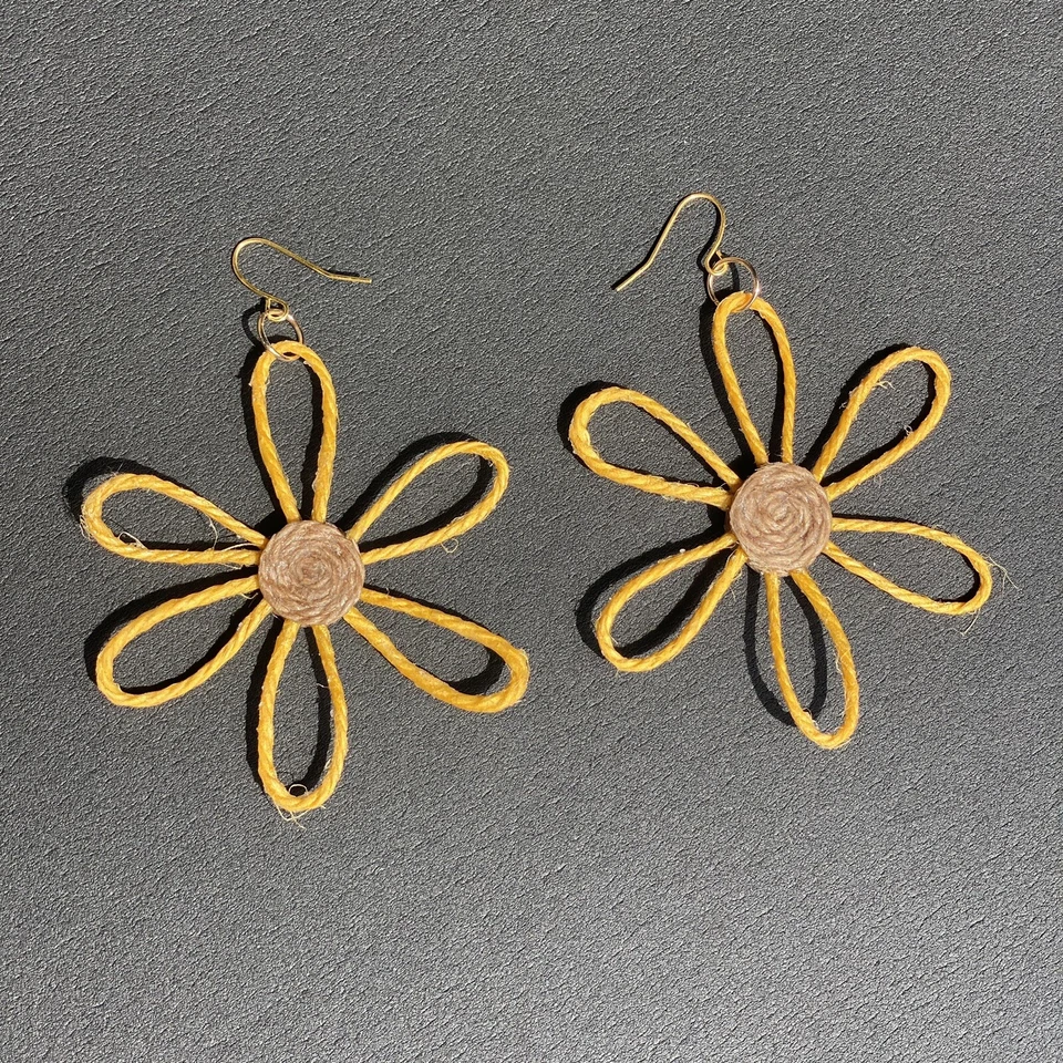 Daisy Earrings Handmade Flower Boho Jewelry Simple Dainty Dangle Statement 2025 - Image 4 of 4
