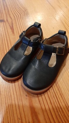 Ginfive Girls T Strap Shoes Size 9