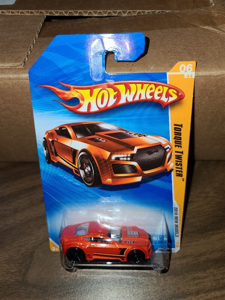 HOT WHEELS 2010 TORQUE TWISTER #06/44 NEW MODELS NIP