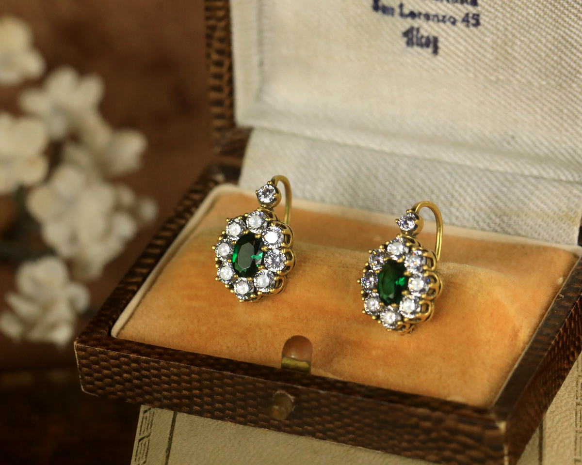 Boucles D'Oreilles Dormeuses Doré Antique - Style Belle Époque Floral Avec CZ Blanc - Neuf Sans Emballage