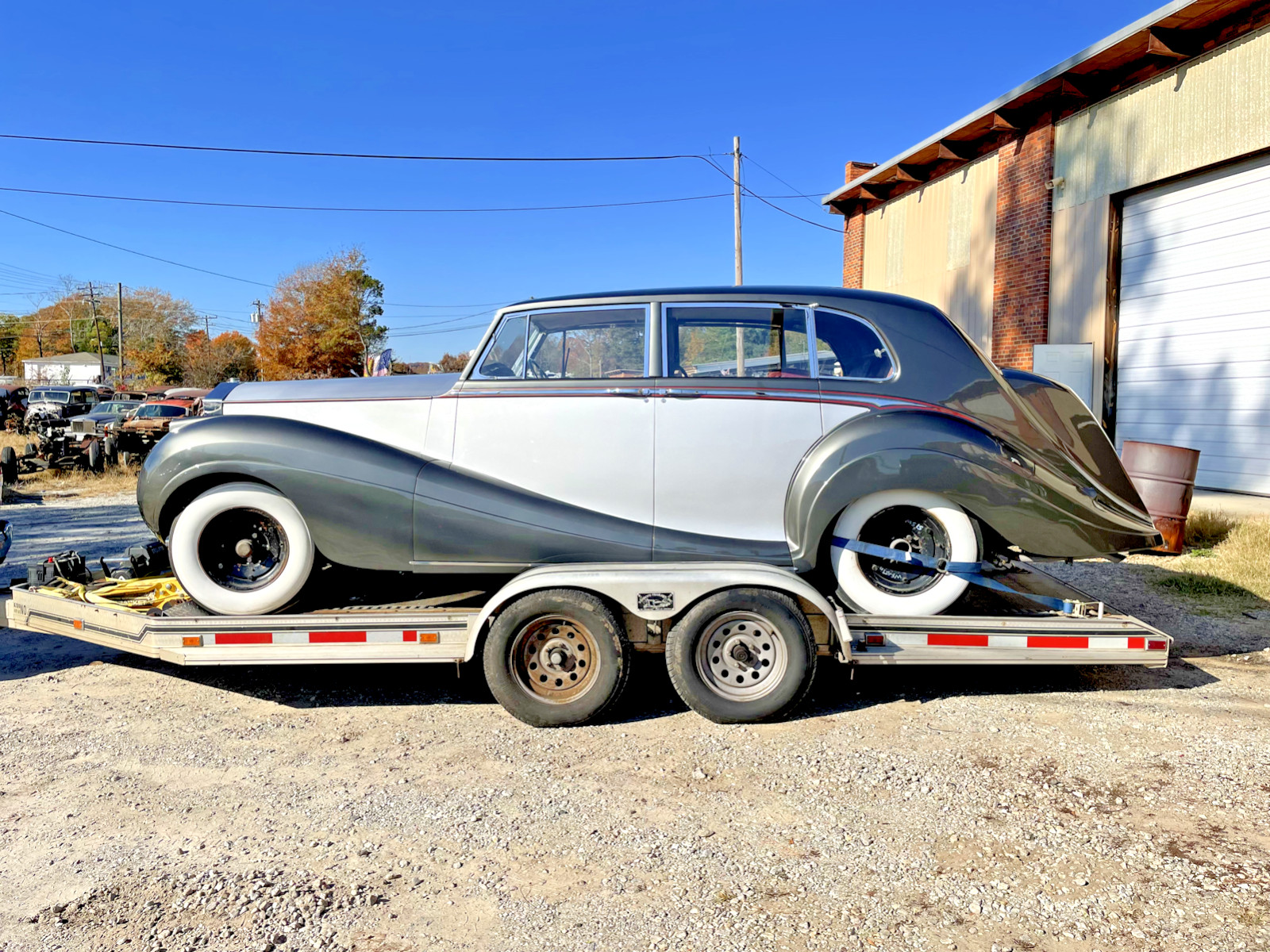 COACHBUILT ROLLS ROYCE BENTLEY HINGES. THE WORLDS LARGEST 1946-65 USED INVENTORY