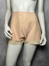 Vintage 1930s/40s Tru Form Miss D. Benay Pale Pink Tap Shorts Lingerie Knickers