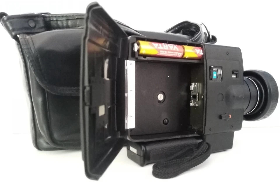 Cámara de película Minolta XL601 Super 8 diseño vintage y estuche original Foto 4 de 4