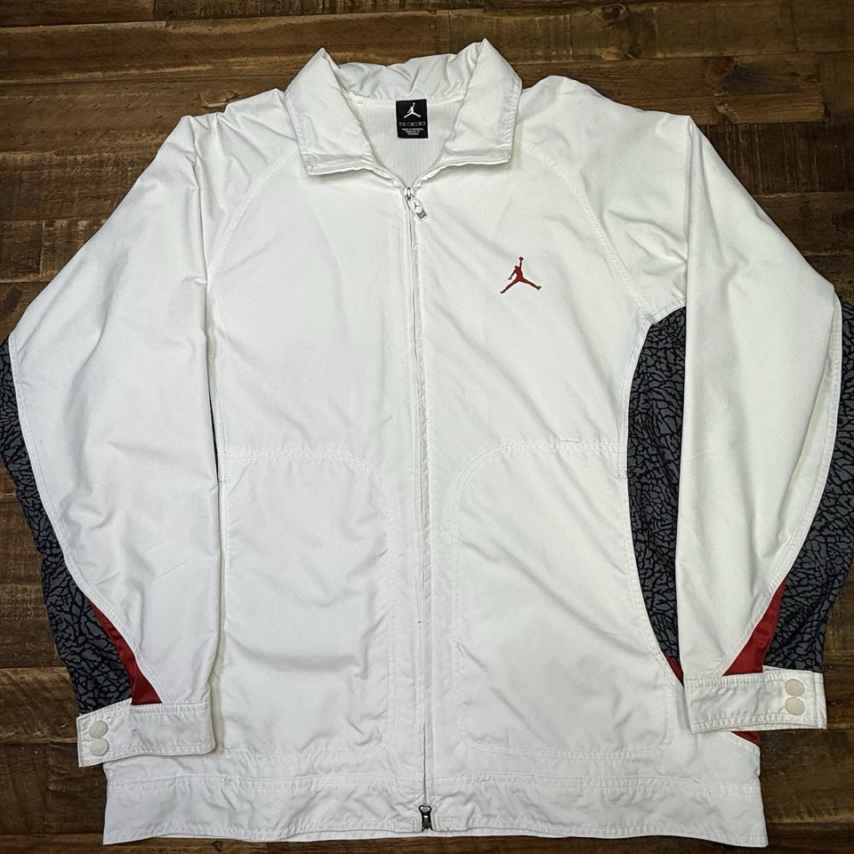 Chaqueta De Colección Y2K Air Jordan Retro 3 Cemento Estampado Elefante Para Hombre Talla L 🏀 Foto 2 de 4