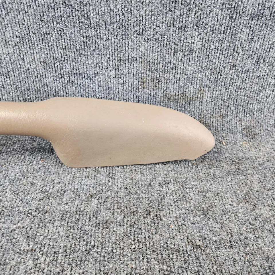 2001-2004 TOYOTA TACOMA OEM ПОДЛОКОТНИК ДВЕРНАЯ ПАНЕЛЬ левая ручка водителя коричневая - Изображение 3 из 4