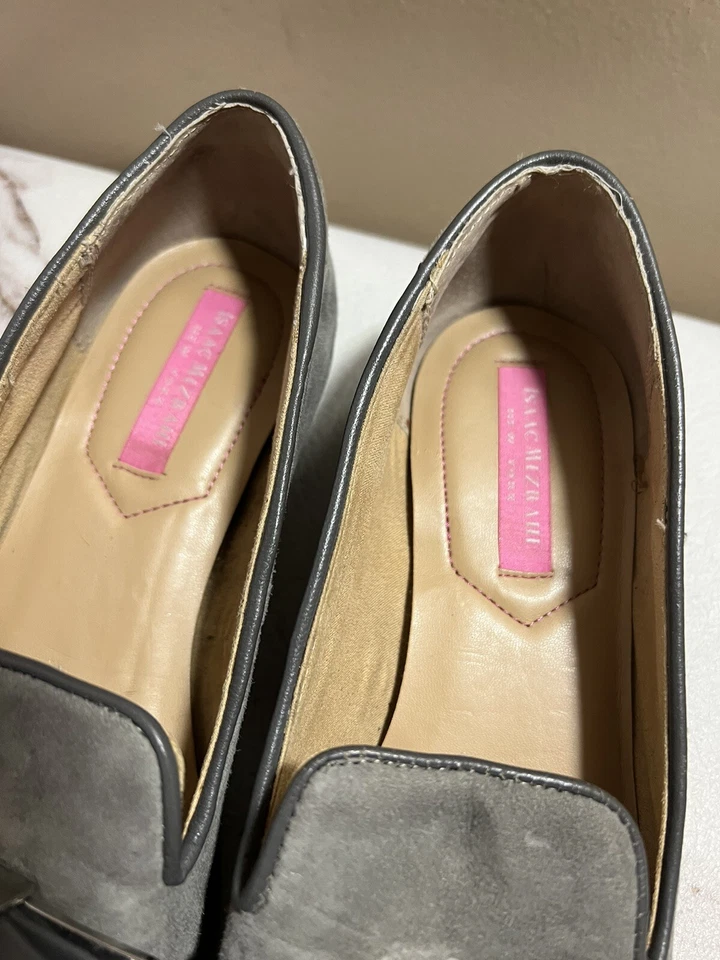Mocasín Isaac Mizrahi Gris Gamuza Arco Plano Talla 6.5 Foto 4 de 4